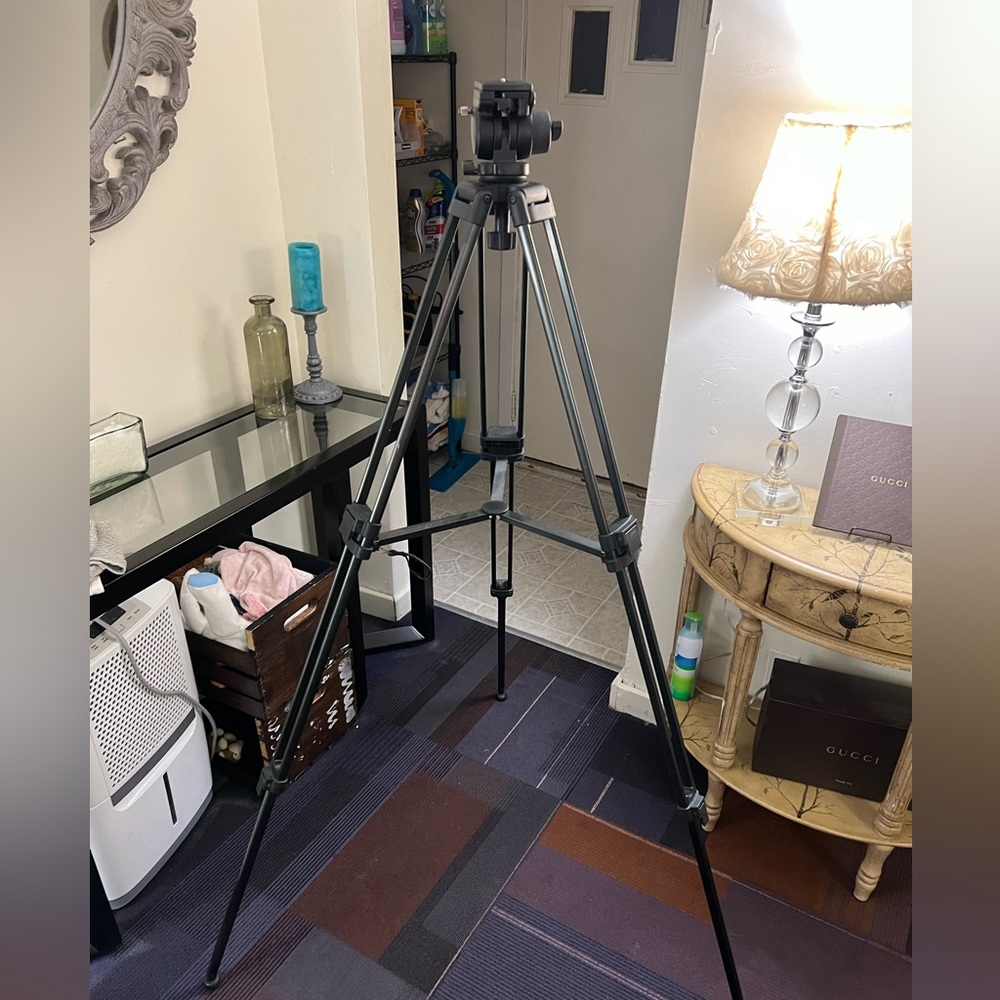 Bogen Manfrotto PRO Camera Support Tripod 3192 w/ 3147 Head 510
